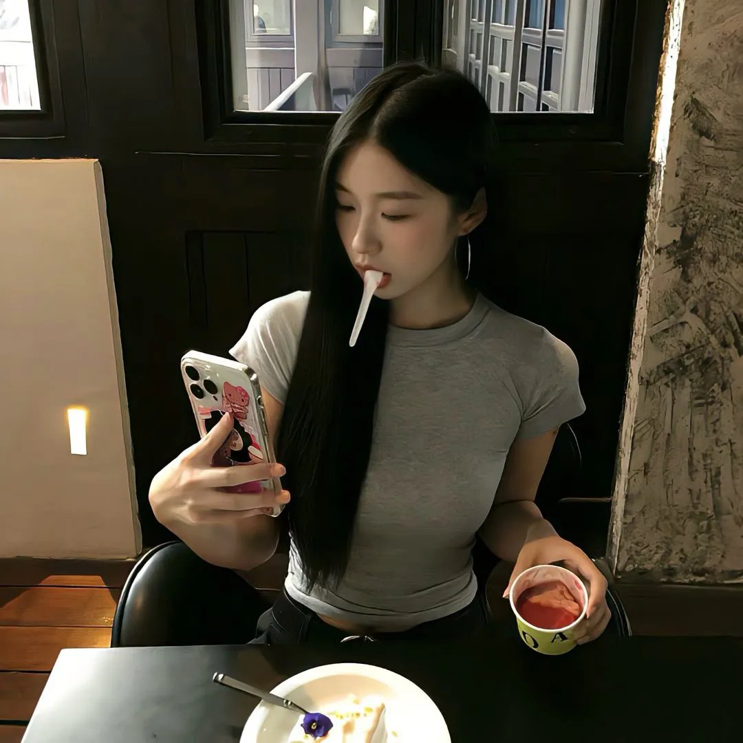 亚历克斯与艾玛